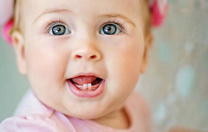 دندان در آوردن کودکان از چه زمانی شروع می شود .